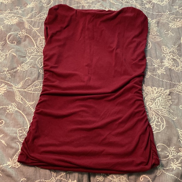 Ricki’s burgundy tank size medium - Picture 3 of 3